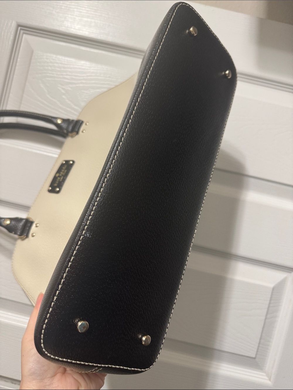 kate spade Black and White Two-Tone Tote with Matching Wristlet - Picture 4 of 13